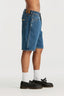 WRANGLER STEEZY RELAXED SHORT - RISING INDIGO